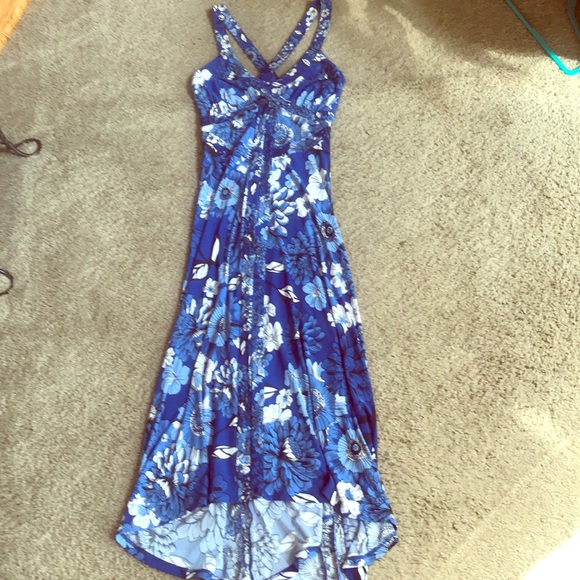 Beautiful flowing comfortable summer dress - Picture 1 of 5